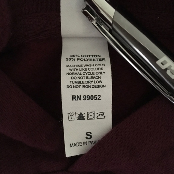 The Vampire Diaries Mystic Falls Timberwolves High School Hoodie Unisex S Maroon - Picture 6 of 9